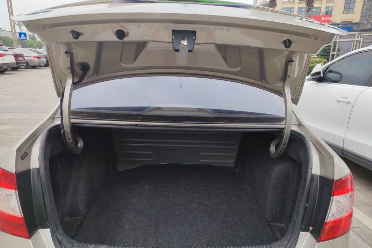 Used Skoda Rapid 2016 1.6L Manual Trend Edition
