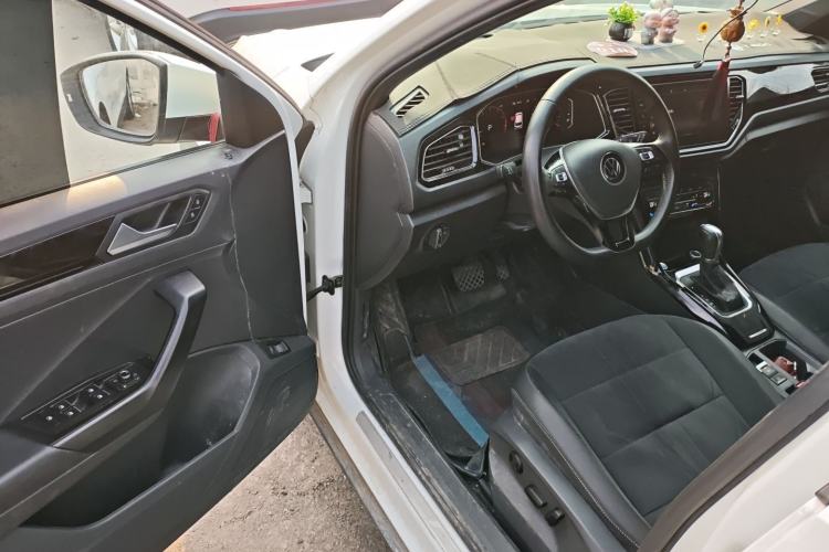 Used Volkswagen T-ROC 2021 Revised Version 280TSI DSG Two-Wheel Drive Luxury Smart Connectivity Edition