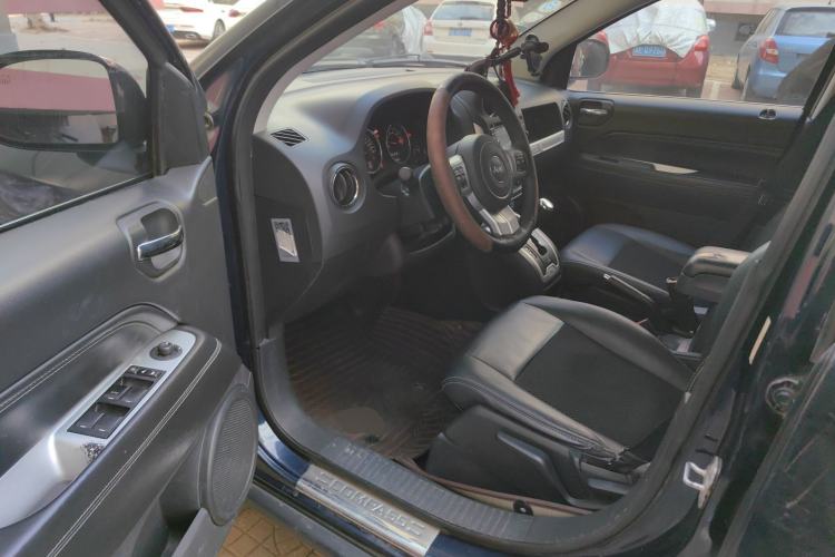 Used Jeep Compass 2014 Revised Version 2.4L Four-Wheel Drive Comfort Edition Driver Seat