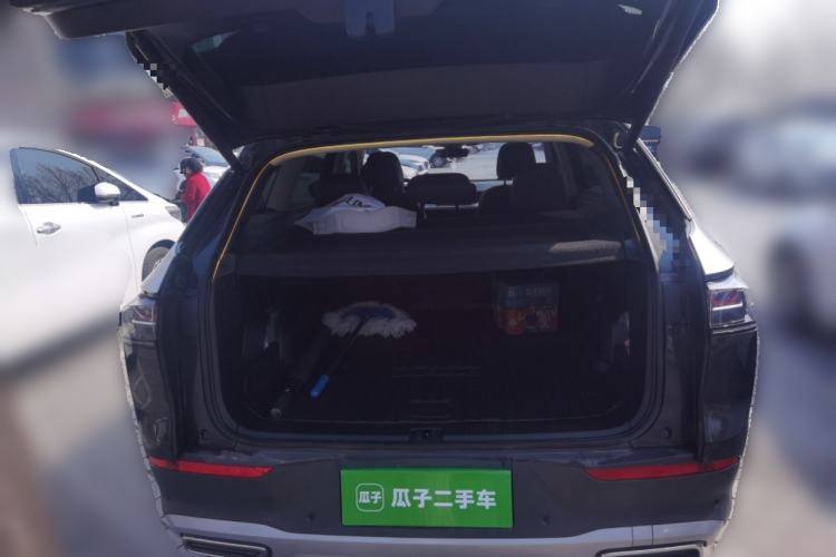 Used Volkswagen Tavendor 2023 330TSI Luxury Touring Edition