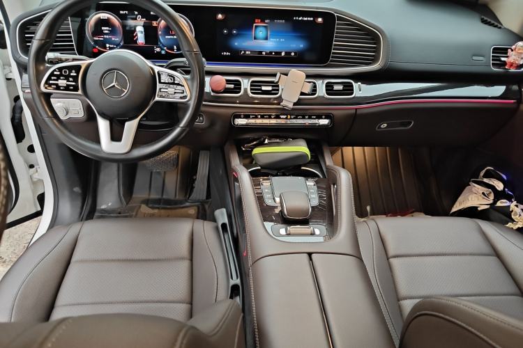 Used Mercedes-Benz GLE 2021 GLE 350 4MATIC Stylish Model Center Console