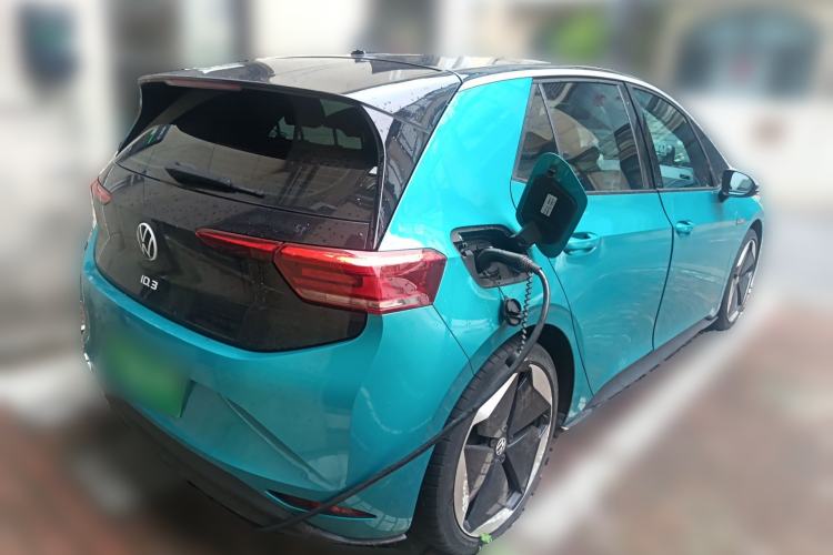 Used Volkswagen ID.3 2022 Pro Smart Edition Rear Right 45 Deg