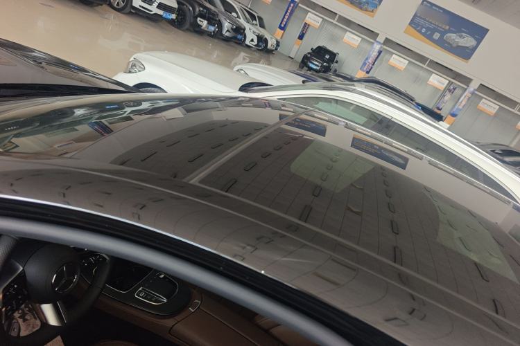 Used Mercedes-Benz E-Class New Energy 2023 E 350 e L Plug-in Hybrid Sports Sedan
