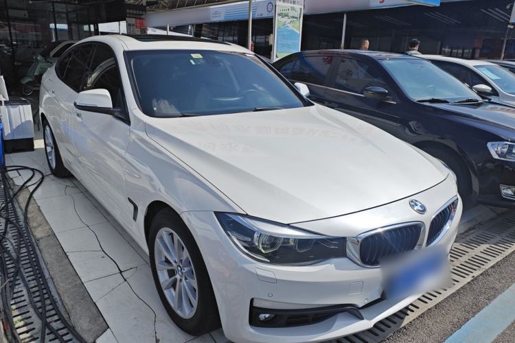 Used BMW 3 Series GT 2017 320i Sport Edition
