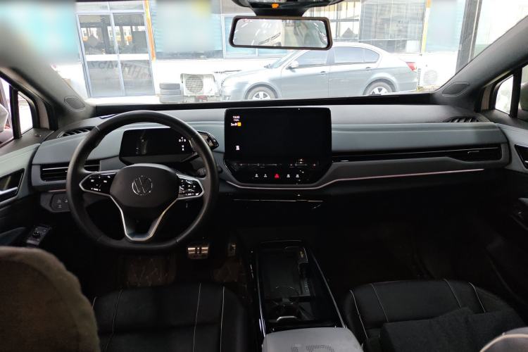 Used Volkswagen ID.4 X 2024 Pure & Smart Edition Center Console