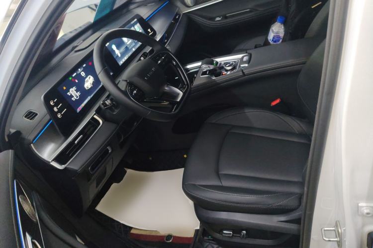 Used Chery Tiggo 8 PRO 2025 290T Two-Wheel-Drive Luxury Edition Left Front Seat