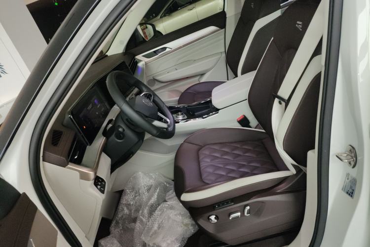 Used Volkswagen Tavendor 2024 380TSI All-Wheel Drive R-Line Cruise Edition