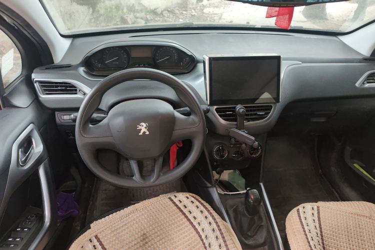 Used Peugeot 2008 2014 1.6L Manual Trend Edition
