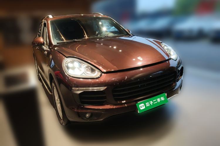 Used Porsche Cayenne 2016 Cayenne 3.0T Front Right 45 Deg