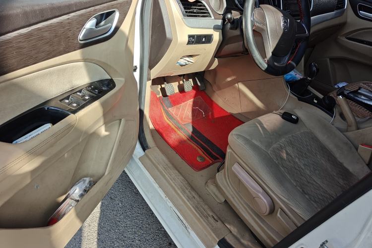 Used Baojun 730 2016 1.5L Manual Value Edition 7 Seats China V Emission Standard