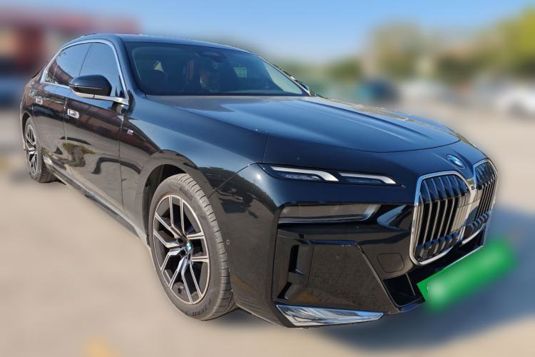 Used BMW 7 Series 2023 735Li M Sport Package
