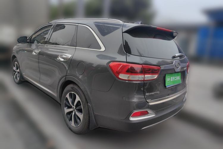 Used Kia Sorento 2015 Sorento L 2.4L Gasoline 4WD Elite Edition 7 Seats China IV Standard
