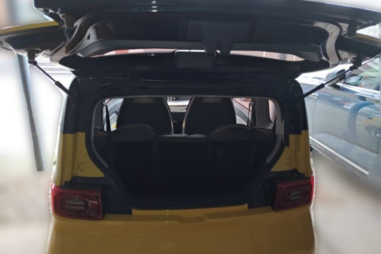 Used Wuling Hongguang MINIEV 2021 Macaron Premium Model – Lithium Iron Phosphate Trunk