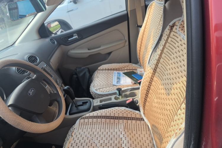 Used Ford Focus 2012 Sedan Classic 1.8L Automatic Base Model