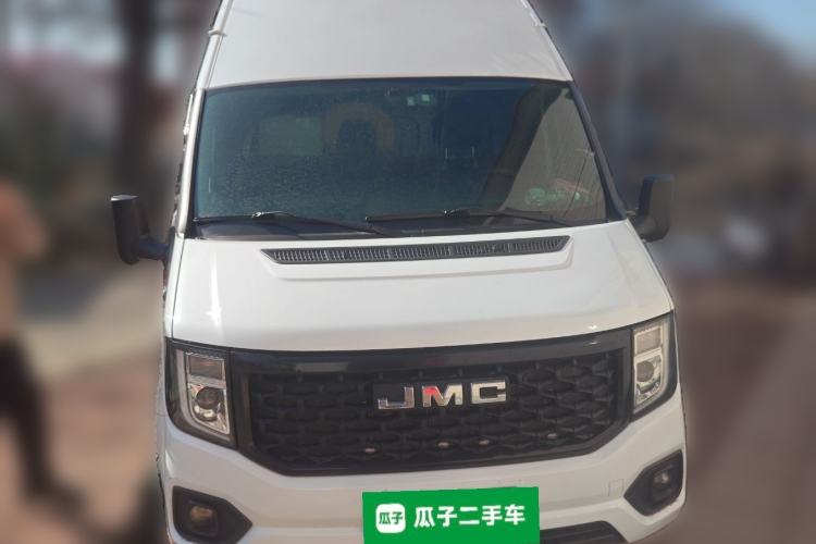 Used JMC Fushun 2022 2.0T Manual Van Long Wheelbase High Roof 3-Seater
