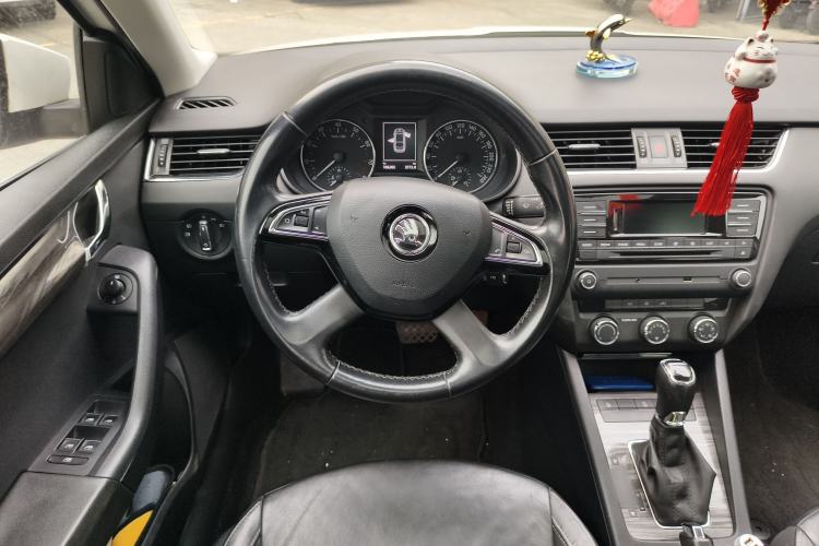 Used Skoda Octavia 2016 1.6L Automatic Smart Drive Edition
