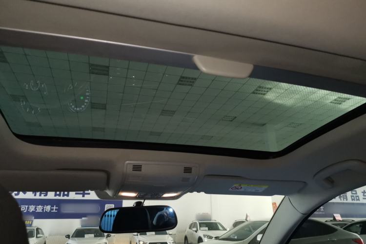 Used Volkswagen Golf 2017 230TSI Automatic Comfort Edition – Celebrating Milestone of One Million Units
