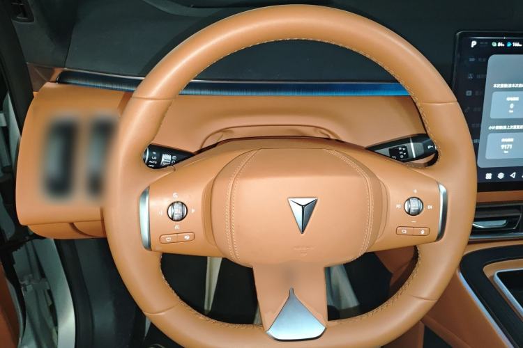 Used Deepal S09 2025 Four-Wheel Drive Ultra+ Custom Edition
