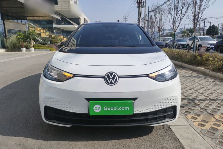 Used Volkswagen ID.3 2025 Smart Edition Outstanding Model
