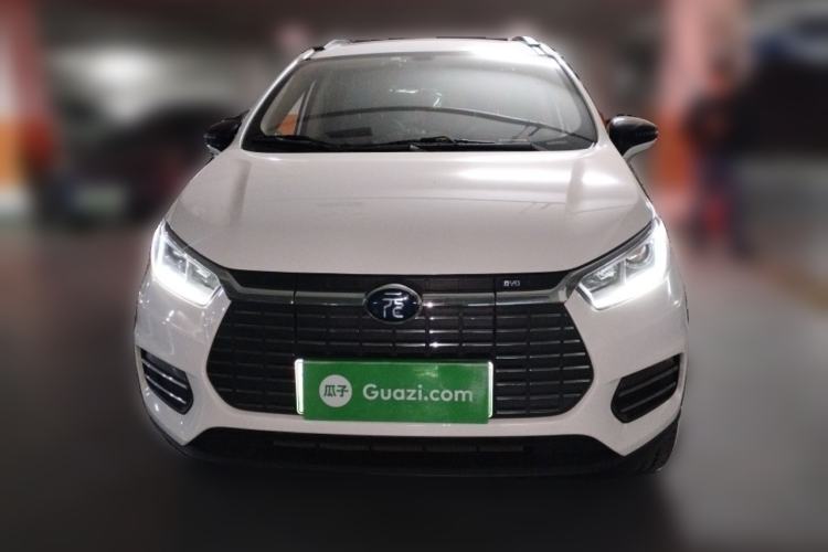 Used BYD Yuan New Energy 2018 EV360 Smart Connected Cool Model Front