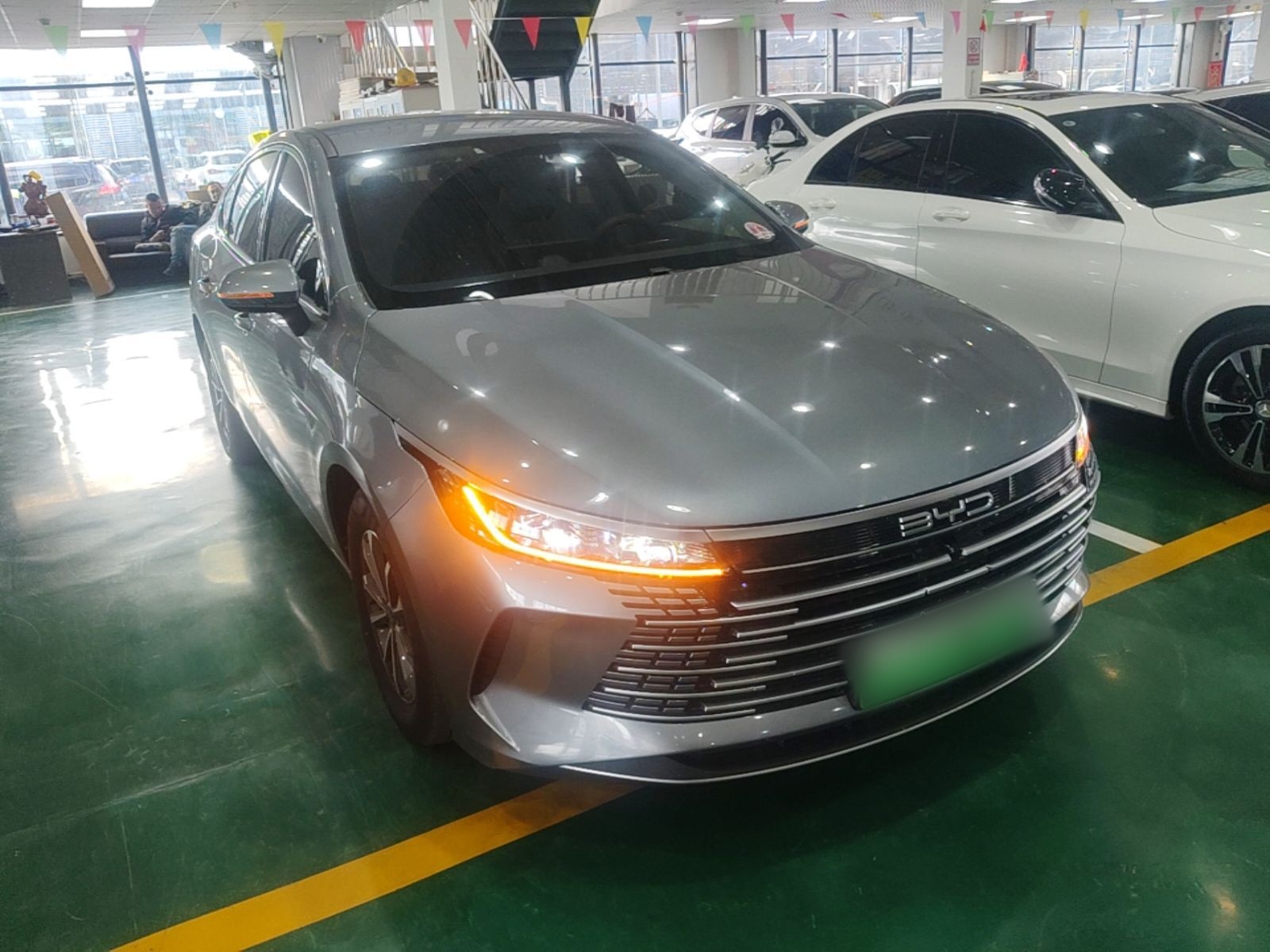 BYD Destroyer 05 2024 HONOR Edition DM-i 55KM Luxury Model — снимка 3