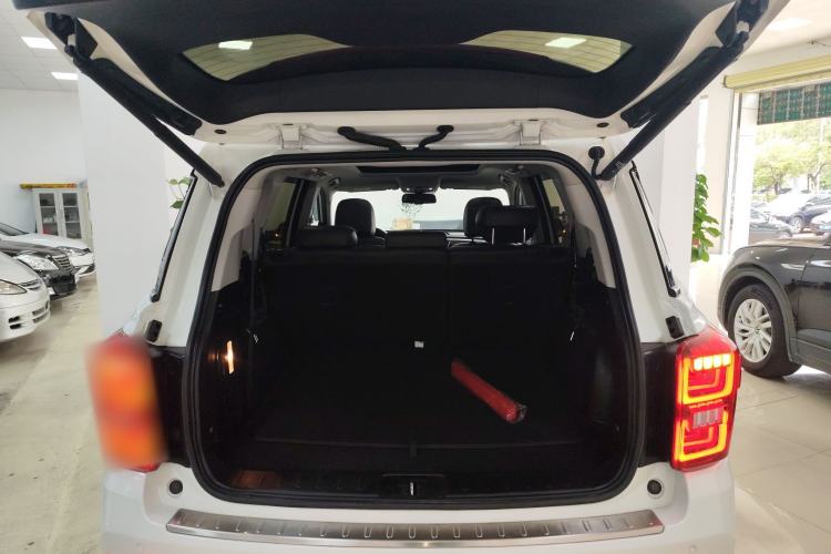 Used GAC Trumpchi GS8 2017 320T Four-Wheel Drive Luxury Smart Connectivity Version (7 Seats)