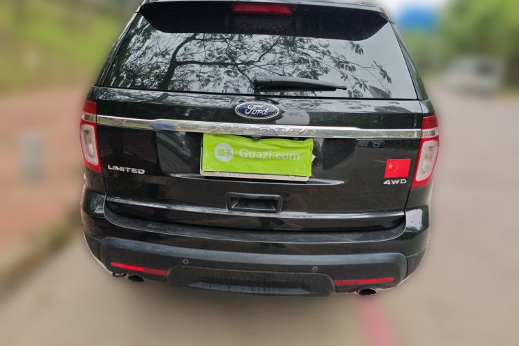 Used Ford Explorer 2013 3.5L Deluxe Model
