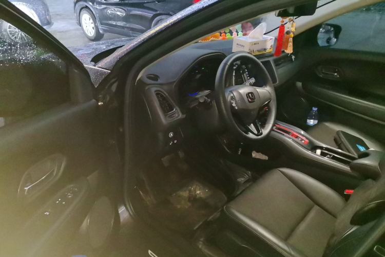 Used Honda Vezel 2022 1.5L CVT Phantom Night Pioneer Edition
