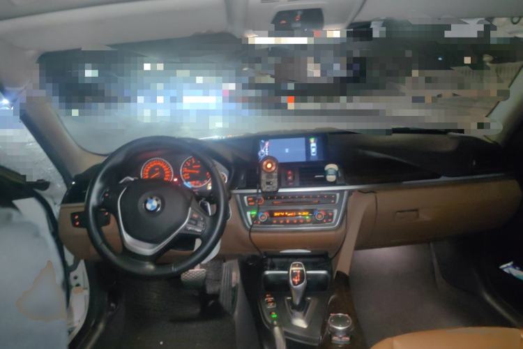 Used BMW 3 Series 2015 320Li Luxury Design Package Premium Edition
