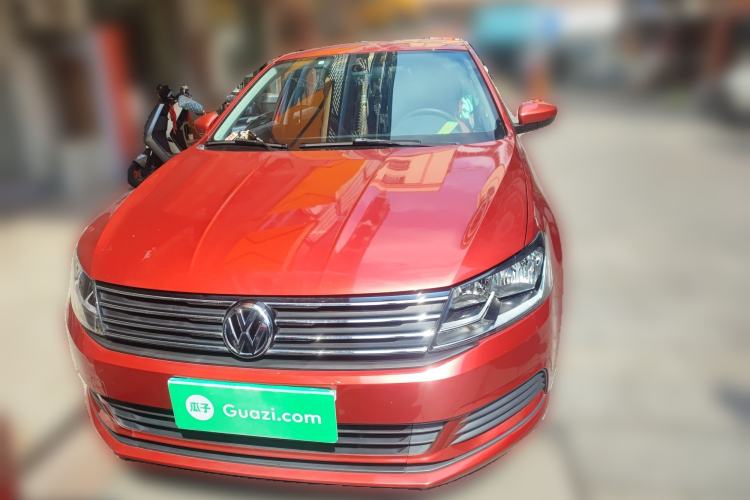 Used Volkswagen Gran Lavida 2015 1.6L Automatic Fashion Edition Front