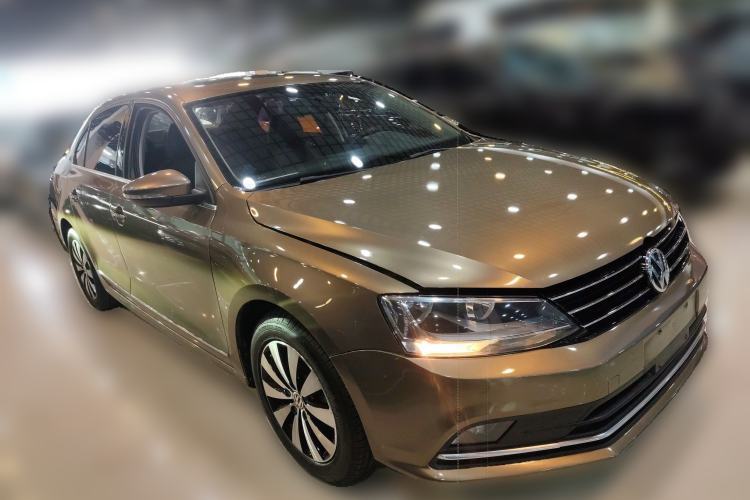 Used Volkswagen Sagitar 2017 230TSI Automatic Comfort Version