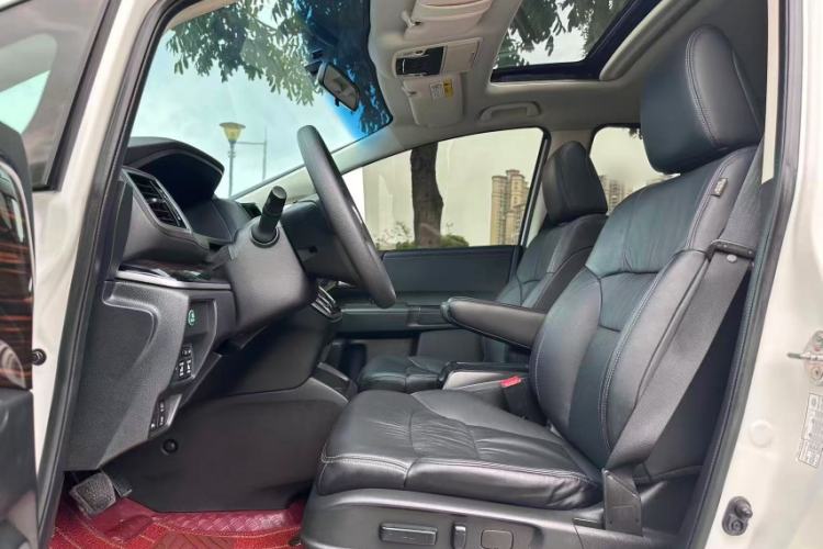 Used Honda Odyssey 2018 2.4L Luxury Edition Interior 1
