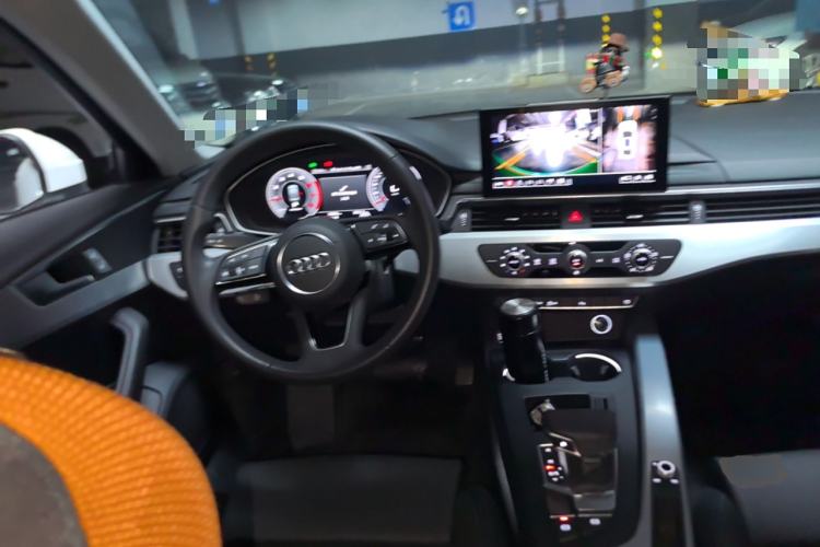 Used Audi A4L 2024 40 TFSI Fashion Dynamic Model Steering Wheel