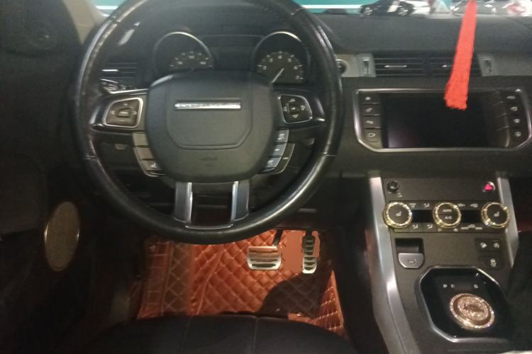 Used Land Rover Range Evoque 2017 2.0T British-Style Prestige Edition
