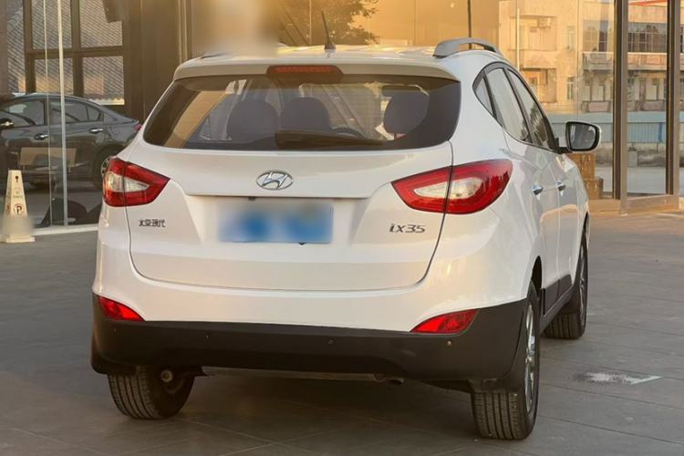 Used Hyundai ix35 2015 2.0L Automatic 2WD Smart Type China IV
