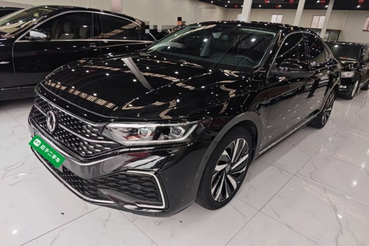 Used Volkswagen Passat 2022 330TSI Starry Luxury Edition
