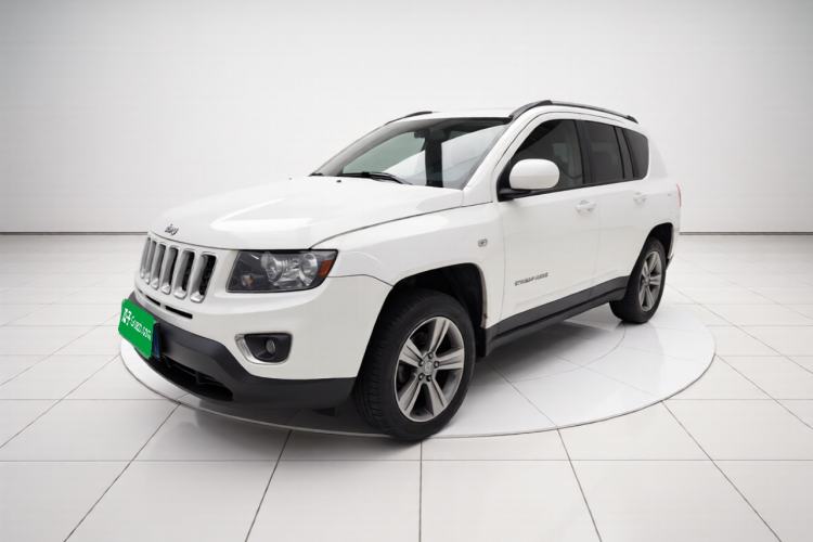 Used Jeep Compass 2014 Revised Version 2.4L Four-Wheel Drive Comfort Edition Guazi used car, China used car export, Used car for sale, Used  cars, Cheapest cars for sale