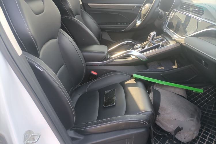 Used Geely Auto Emgrand X7 Sport 2021 Million Edition 1.8TD DCT Two-Wheel Drive Luxury Model
