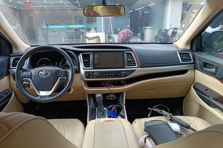 Used Toyota Highlander 2017 2.0T Two-Wheel Drive Elite Edition 5 Seats