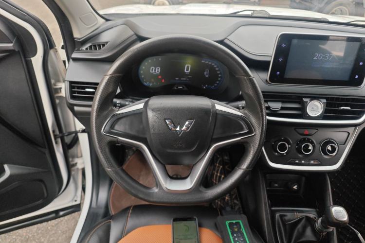 Used Wuling Hongguang S3 2018 1.5L Manual Comfort Model China V Standard