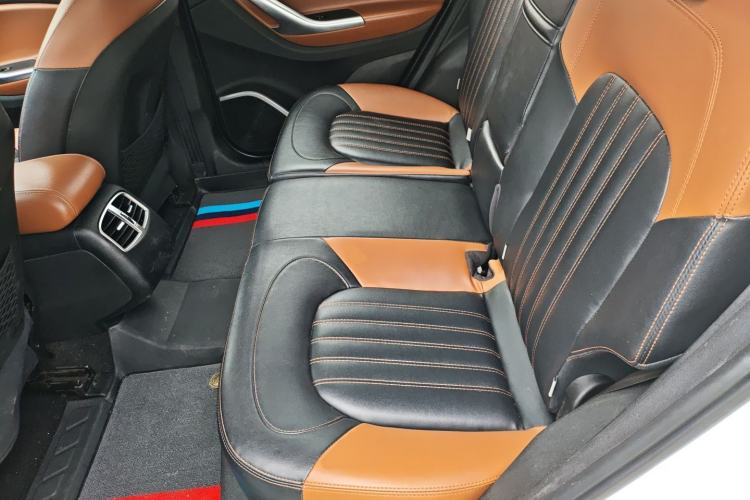 Used Soueast DX7 2016 1.5T Manual Triumph Edition