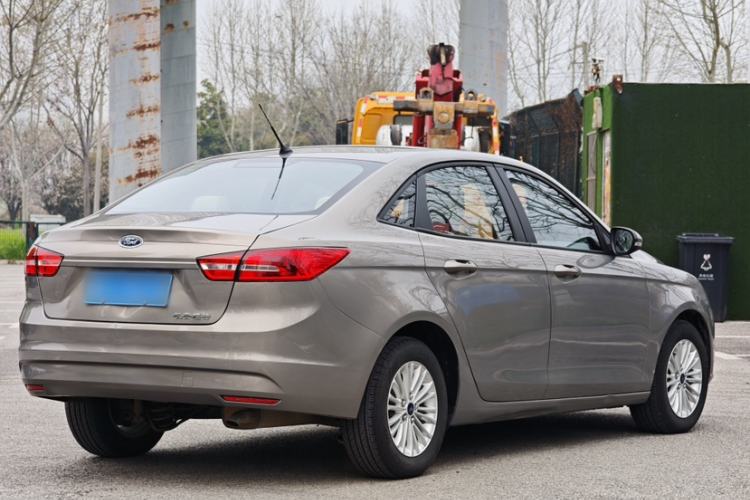 Used Ford Escort 2015 1.5L Automatic Comfort Edition