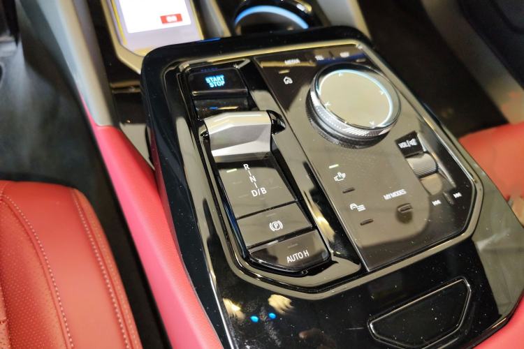 Used BMW i5 2024 eDrive 35L Prestige Luxury Package
