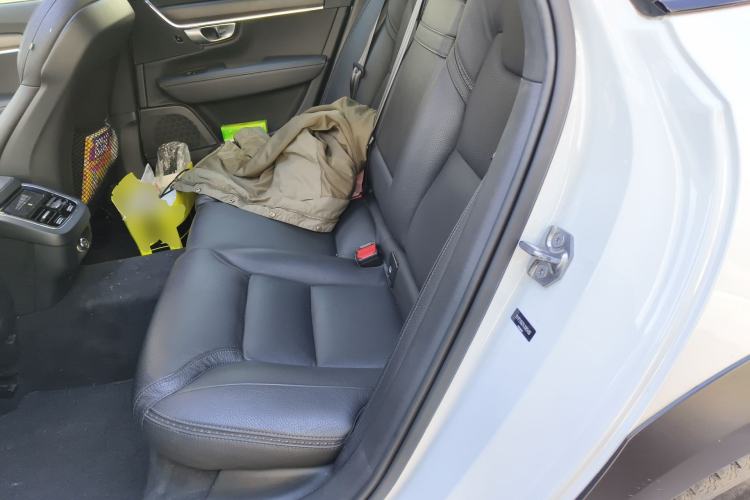 Used Volvo V90 2019 Cross Country T5 AWD Smart Range Version China VI Standard
