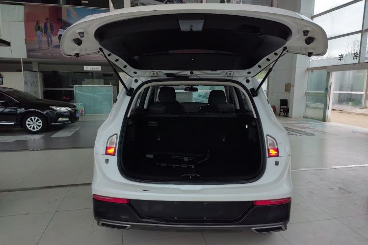 Used Baojun RS-5 2019 1.5T Manual Super Connectivity Version China VI Trunk