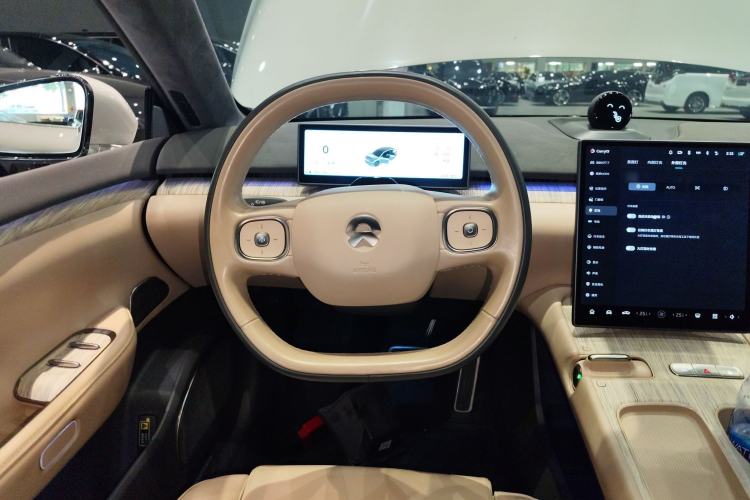 Used Nio ET7 2022 100kWh First Edition Steering Wheel