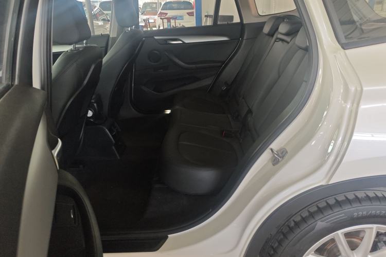 Used BMW X1 2016 sDrive18Li Fashion Model Left Rear Seat