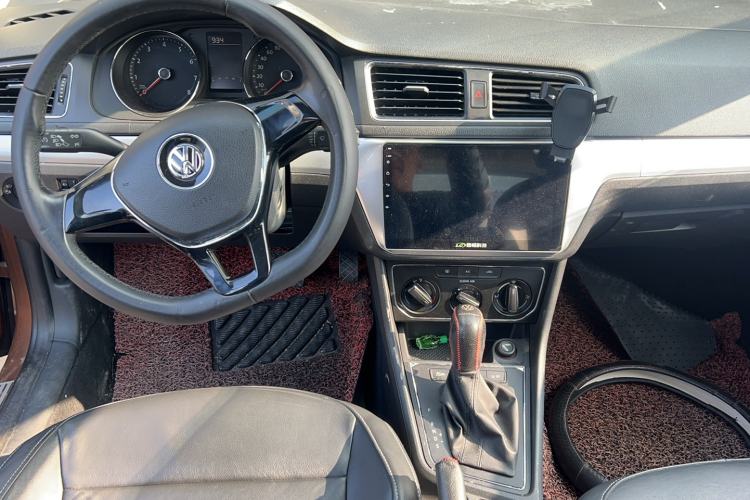 Used Volkswagen Gran Lavida 2015 1.6L Automatic Comfort Edition