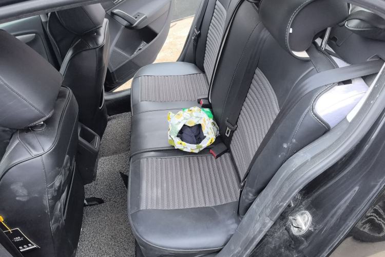 Used Volkswagen Lavida 2013 Revised Classic 1.6L Automatic Fashion Edition