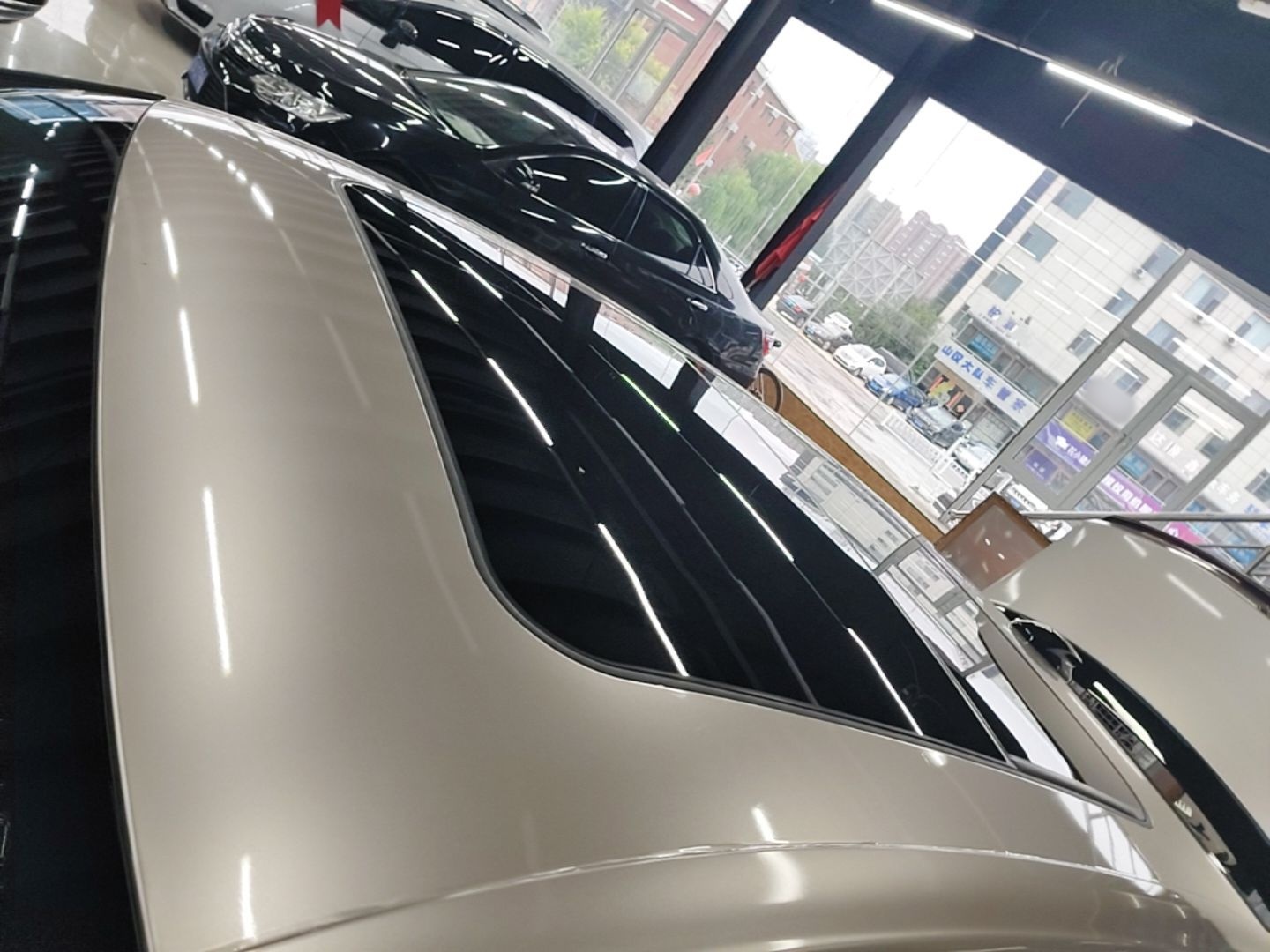 Hongqi H9 2024 2.0T Qixiang Private Style Edition — снимка 7